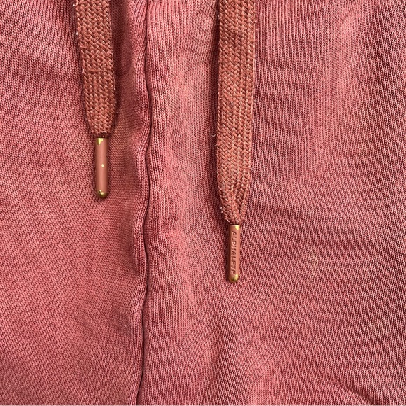 alphalete very terry shorts in rust red - Picture 4 of 6